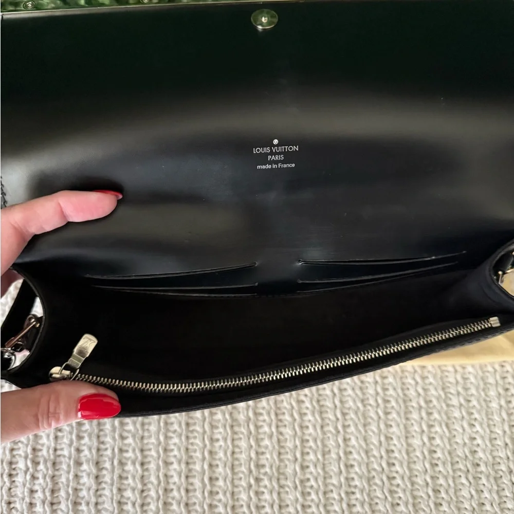 Louis Vuitton Black Epi Nocture Shoulder Bag Authentic